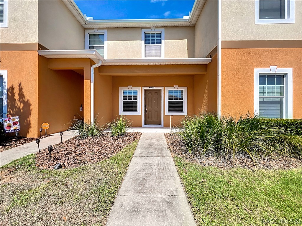 4015 Winding Vine Drive, Lakeland, Florida image 2