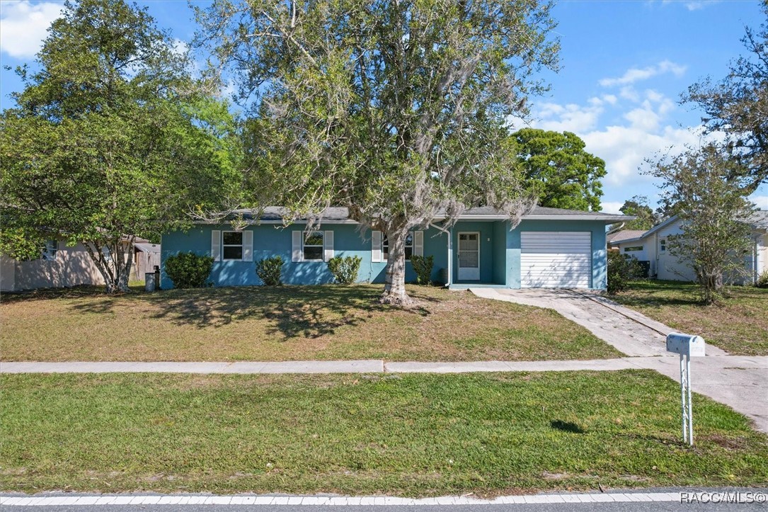 9338 N Citrus Springs Boulevard, Citrus Springs, New York image 32