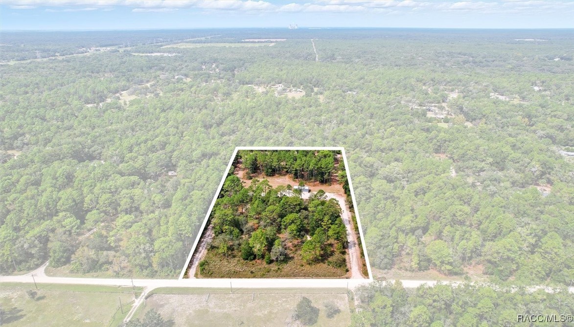 7576 N Heller Avenue