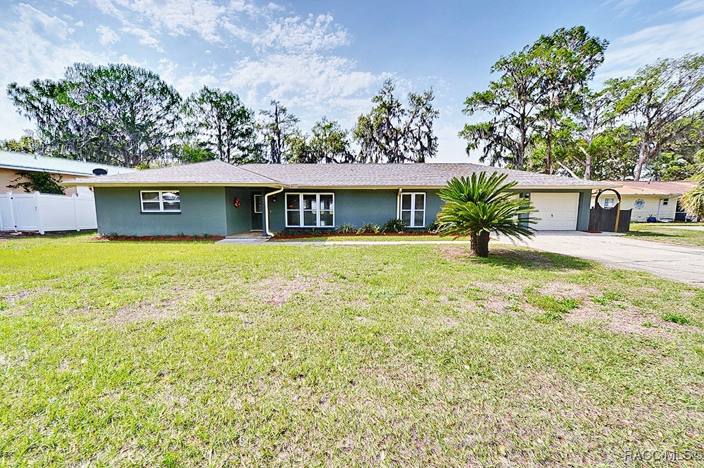 97 S Hunting Lodge Drive, Inverness, Florida image 6