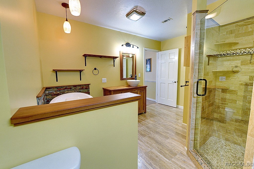 97 S Hunting Lodge Drive, Inverness, Florida image 22