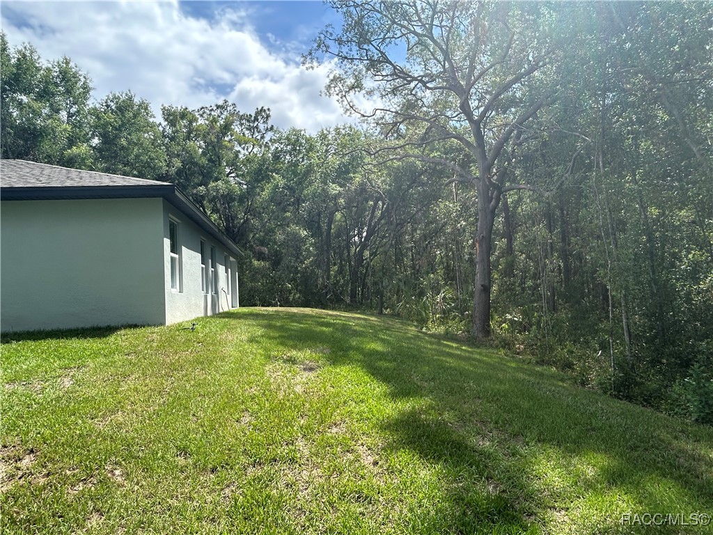 8410 N Pocono Drive, Citrus Springs, New York image 4
