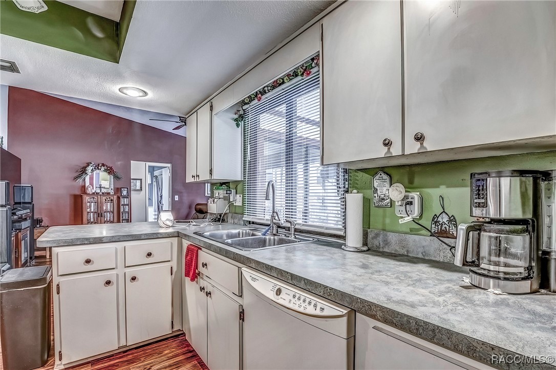 2 Hemlock Court, Homosassa, New York image 10