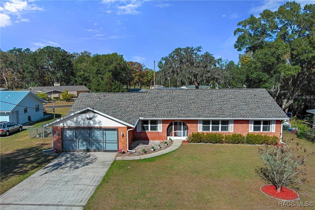 1318 Lakeview Drive, Inverness, Florida image 9