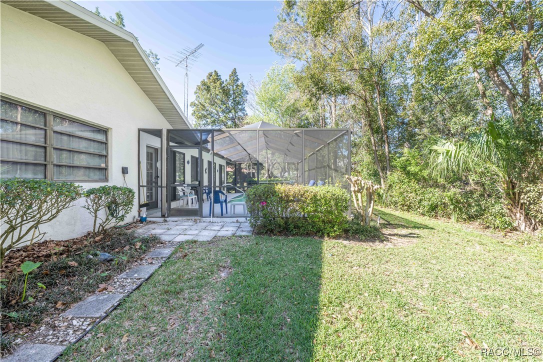 19 Pine Drive, Homosassa, Florida image 32