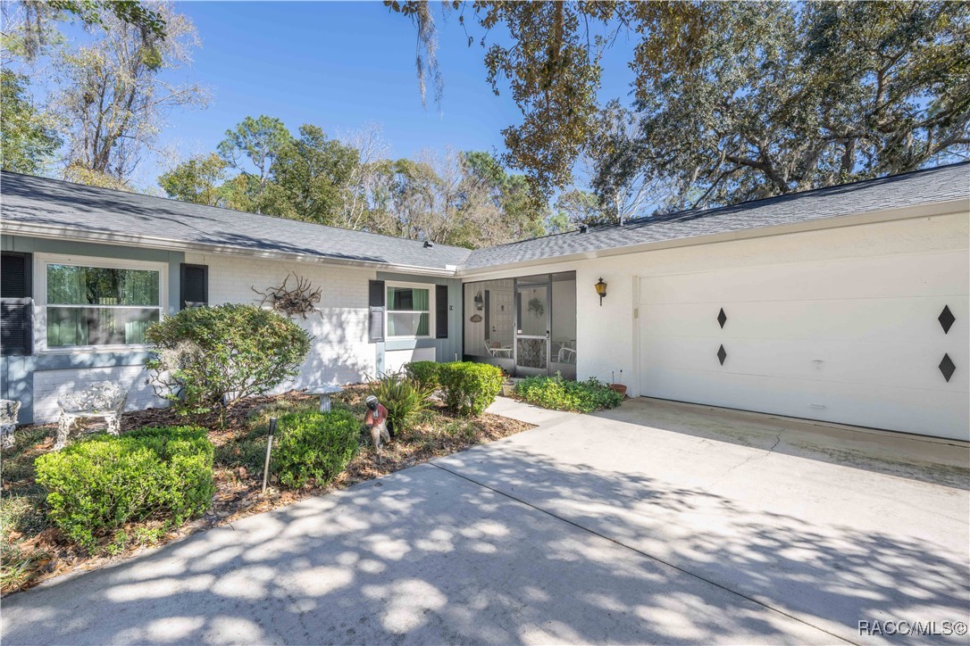 19 Pine Drive, Homosassa, Florida image 2