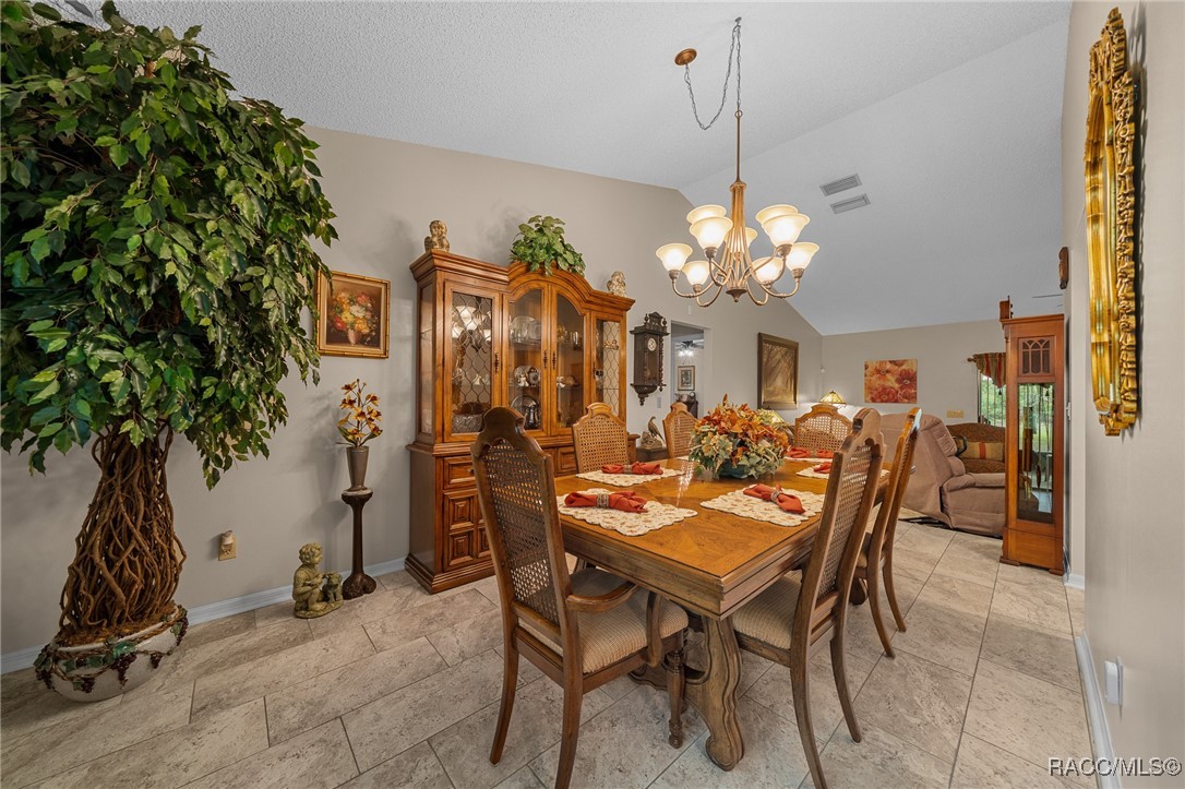 9540 W Caravan Path, Crystal River, New York image 13