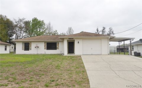 Homes For Sale - 5600 W Irving Court<br/> Homosassa, FL 34448