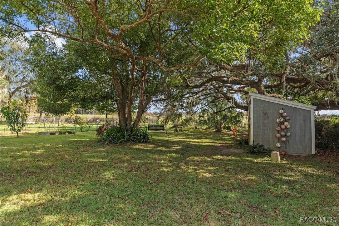 9302 E Redwood Place, Inverness, Florida image 30