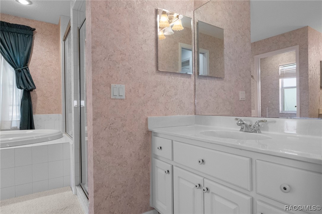 6 Oak Village Boulevard, Homosassa, New York image 28