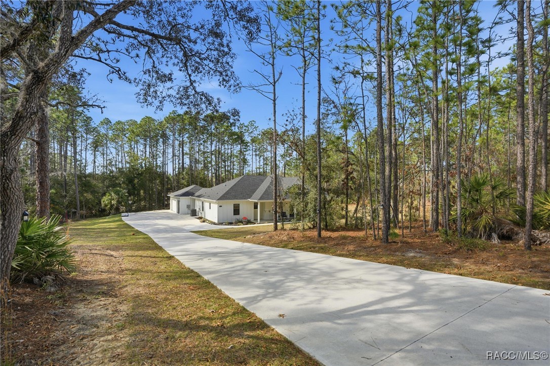 6229 W Pine Ridge Boulevard