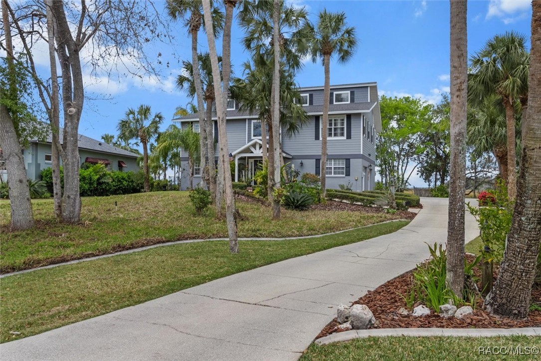 11927 W Timberlane Drive, Homosassa, Florida image 1