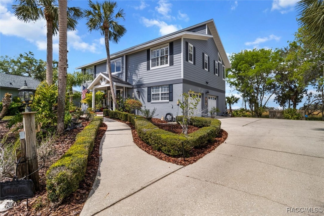 11927 W Timberlane Drive, Homosassa, Florida image 1