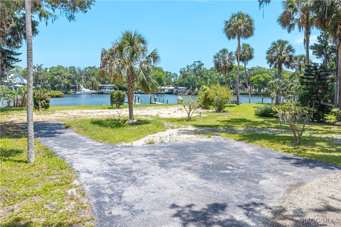 381 NW Magnolia Circle, Crystal River, Florida image 9