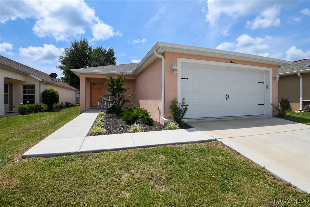 10444 S Drew Bryant Circle, Floral City, Florida image 1