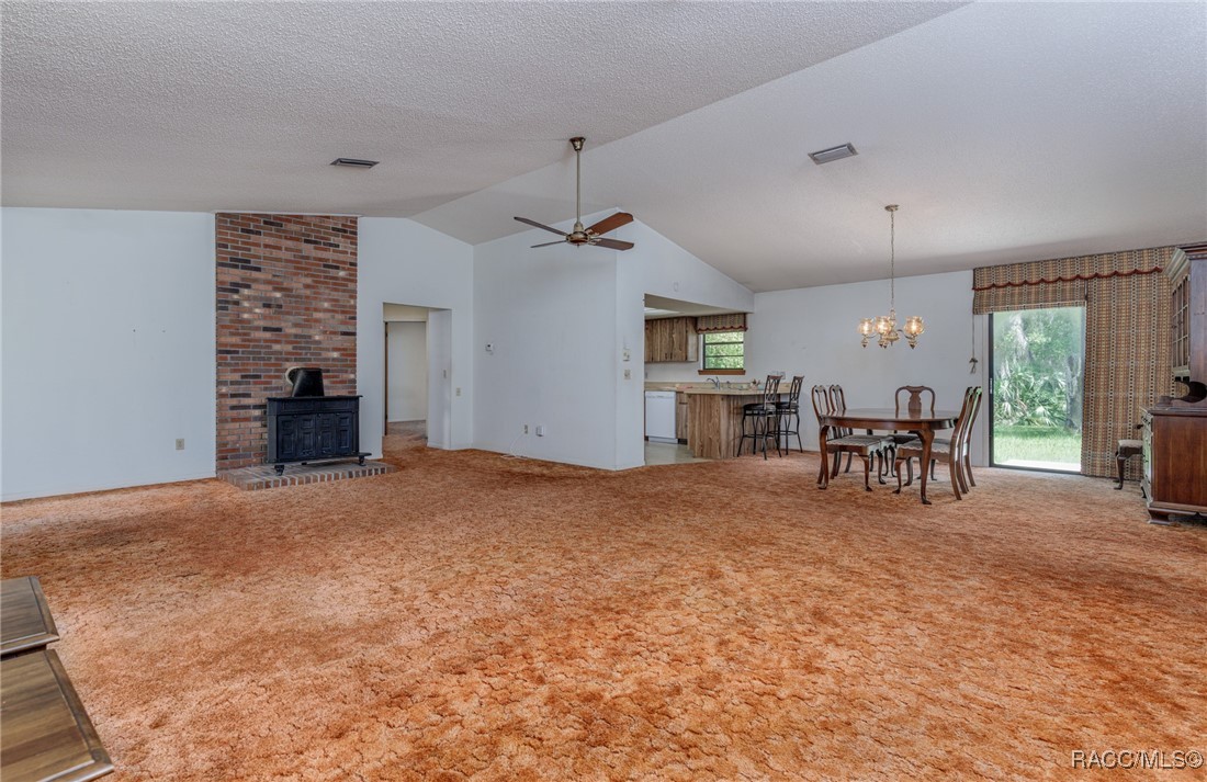 10169 W Tom Mason Drive, Crystal River, New York image 4