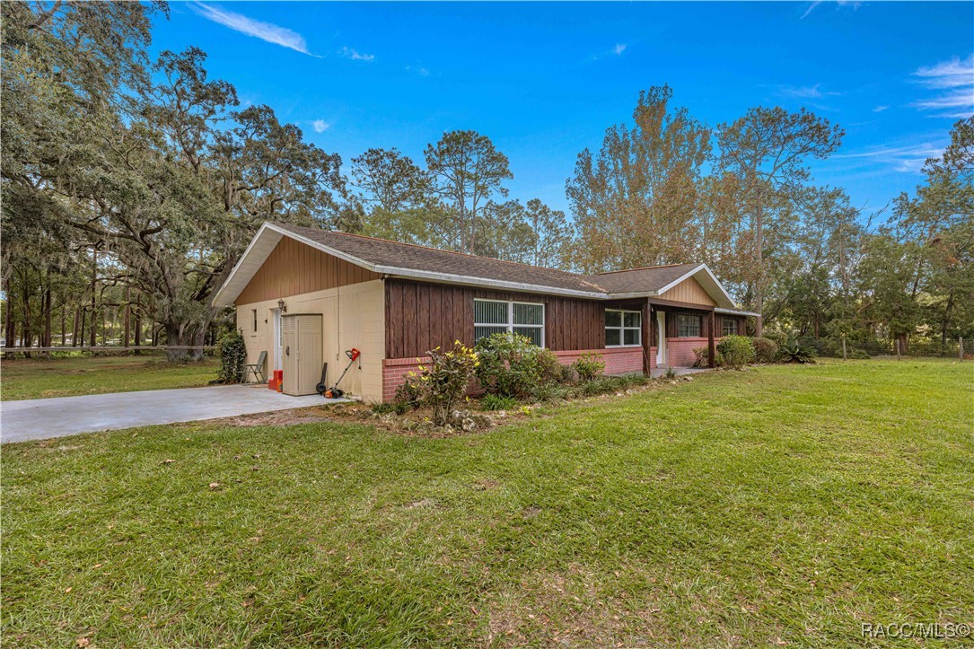 10861 SE 108th Terrace Road, Belleview, Florida image 33