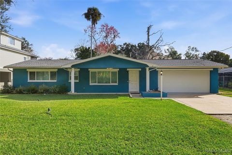 3619 N Suwannee Point Crystal River FL 34428