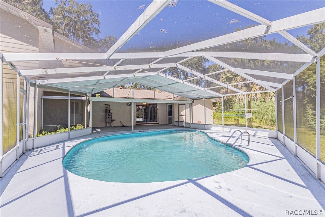 1105 S Waterview Drive