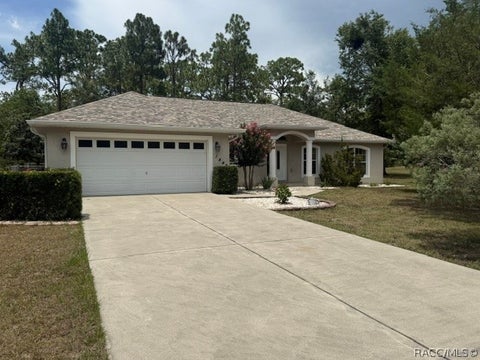 Homes For Sale - 1449 W Citrus Springs Boulevard<br/> Citrus Springs, FL 34434
