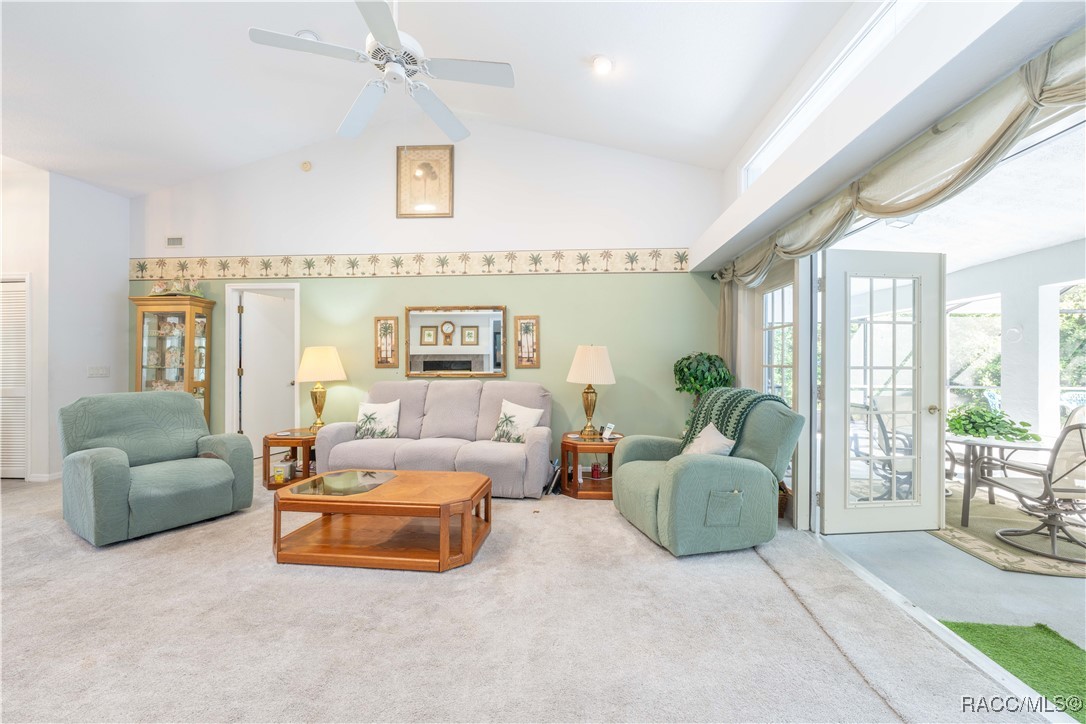 41 Pine Drive, Homosassa, Florida image 14