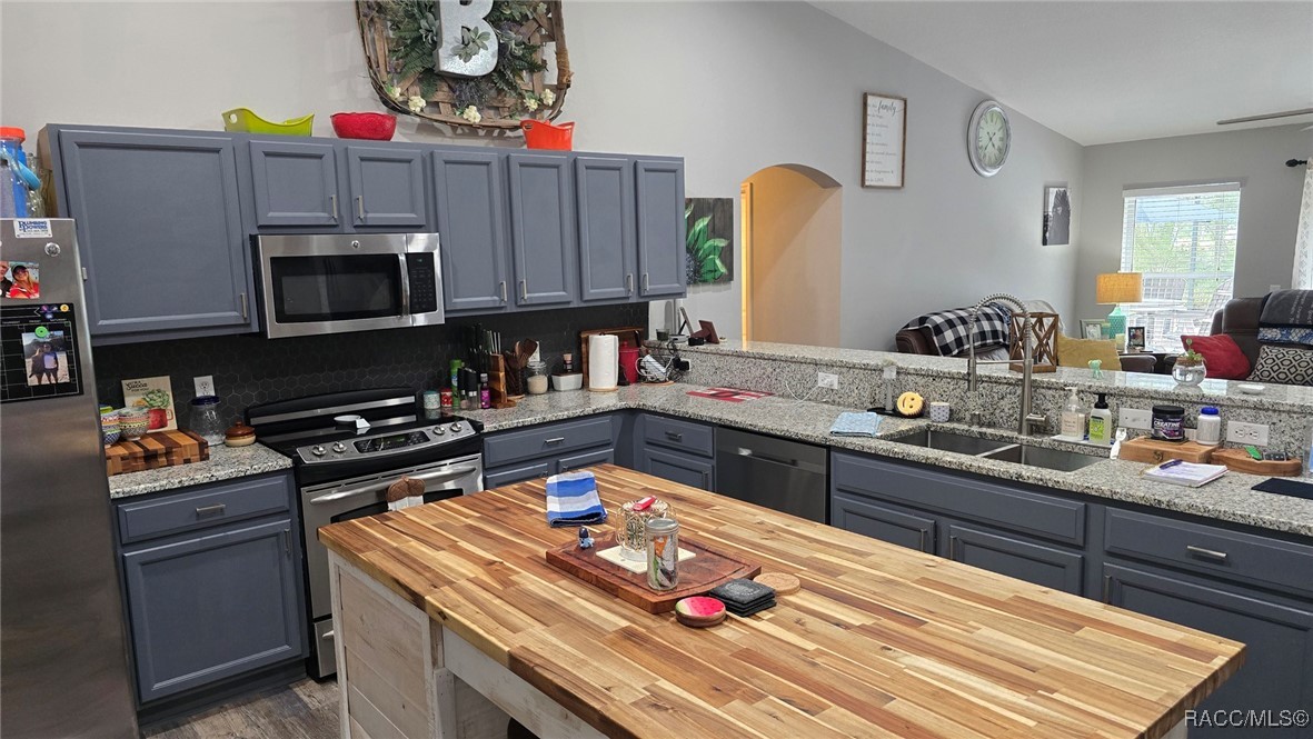 8525 N Spartan Drive