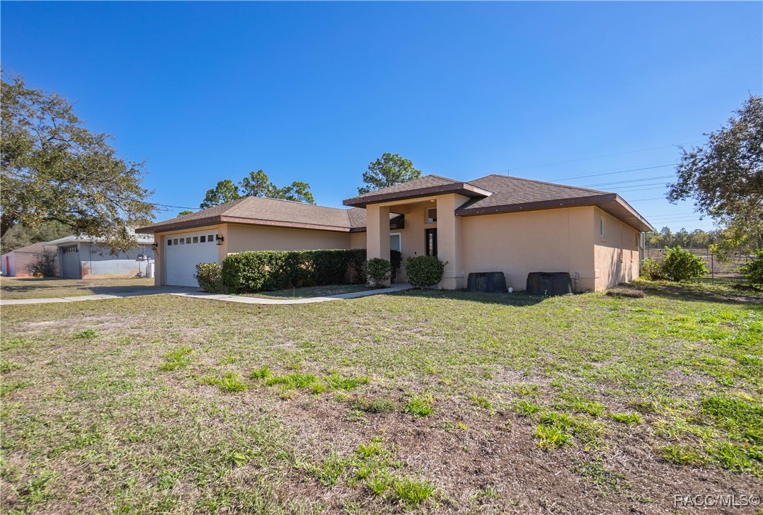 1805 S Overview Drive, Lecanto, Florida image 1