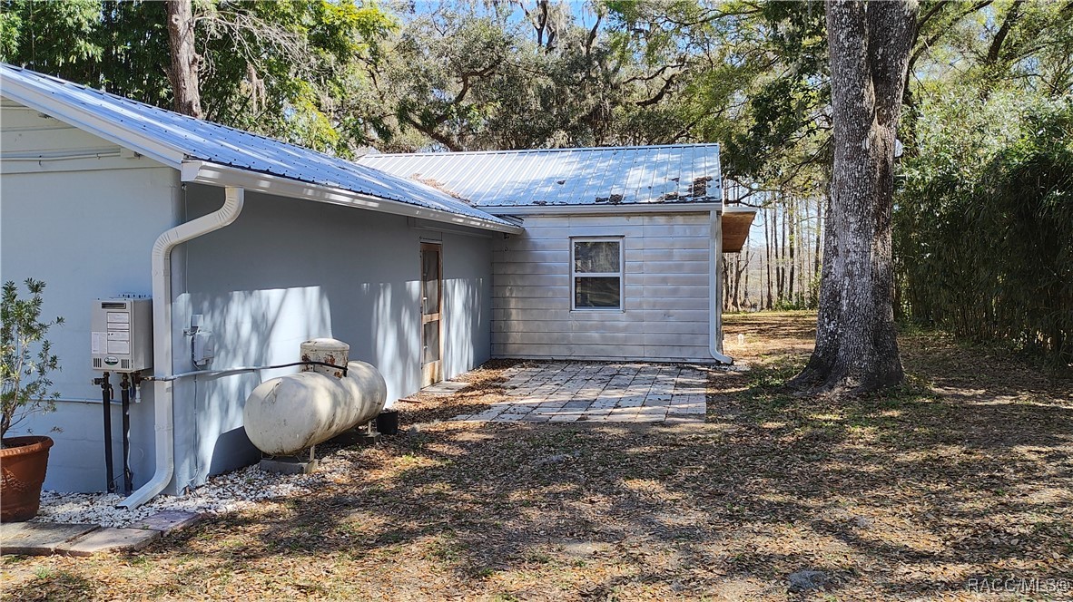 9193 S Great Oaks Drive, Floral City, Florida image 42