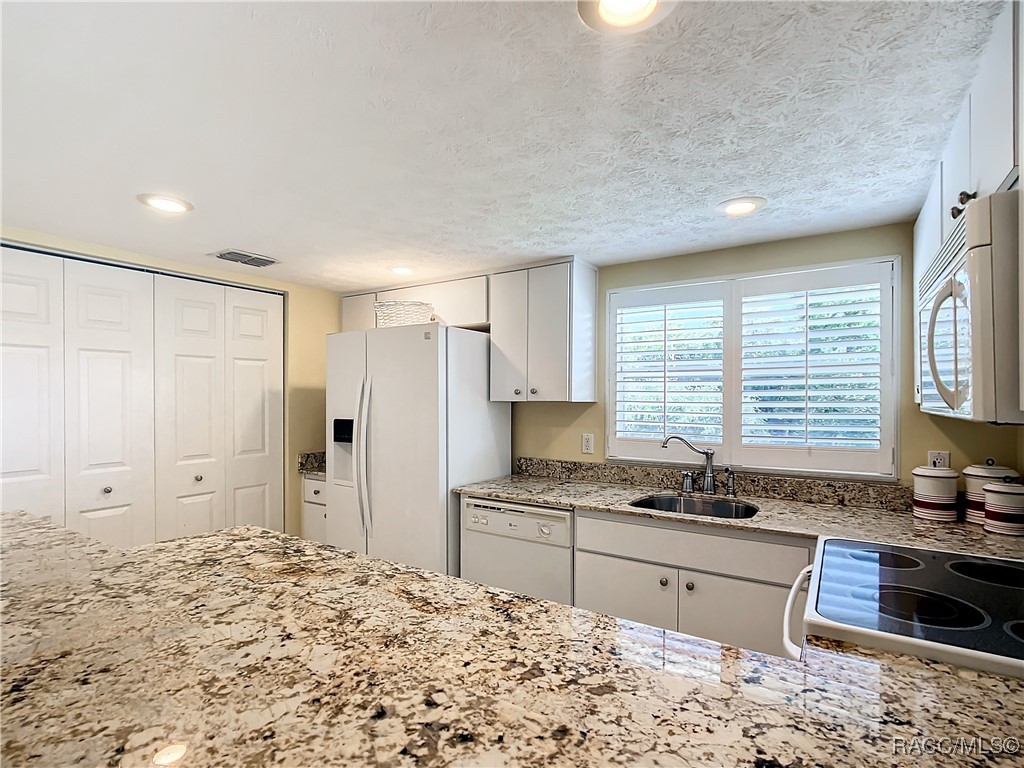 11274 W Cove Harbor Drive, Crystal River, Florida image 15