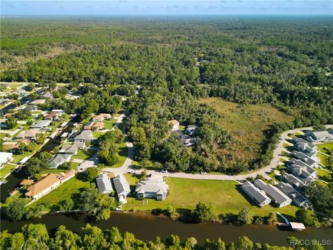 A home in Crystal River