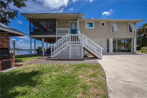 A home in Crystal River