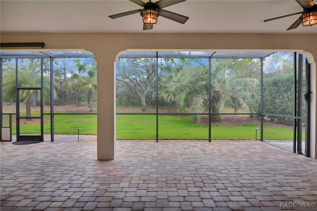 156 Cypress Boulevard, Homosassa, Florida image 4