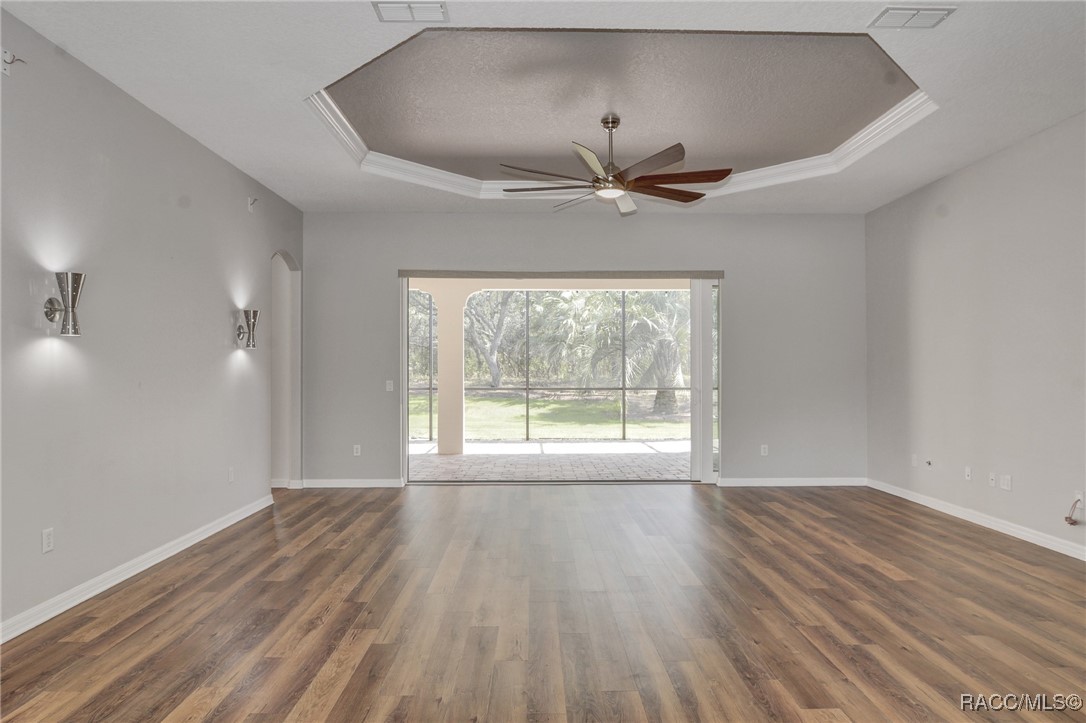 156 Cypress Boulevard, Homosassa, Florida image 11