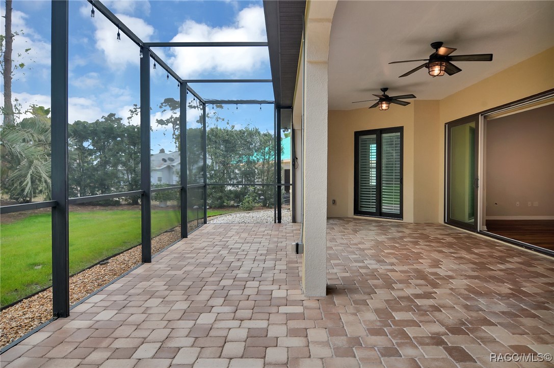 156 Cypress Boulevard, Homosassa, Florida image 5