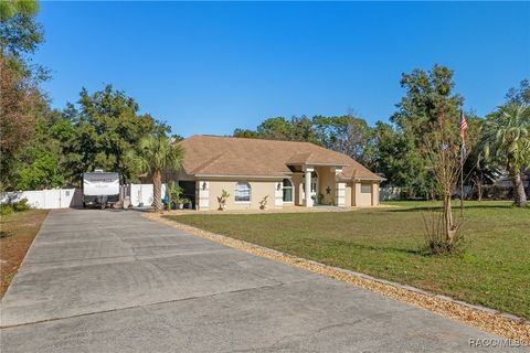 A home in Lecanto