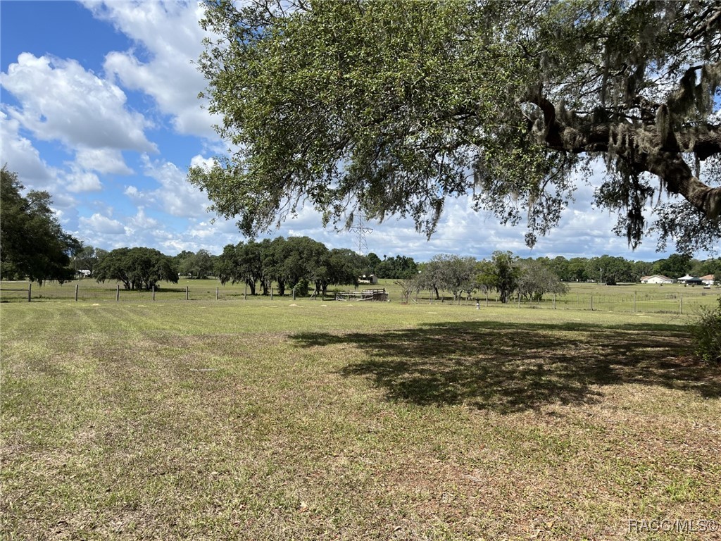7935 SE 121st Place, Belleview, Florida image 21