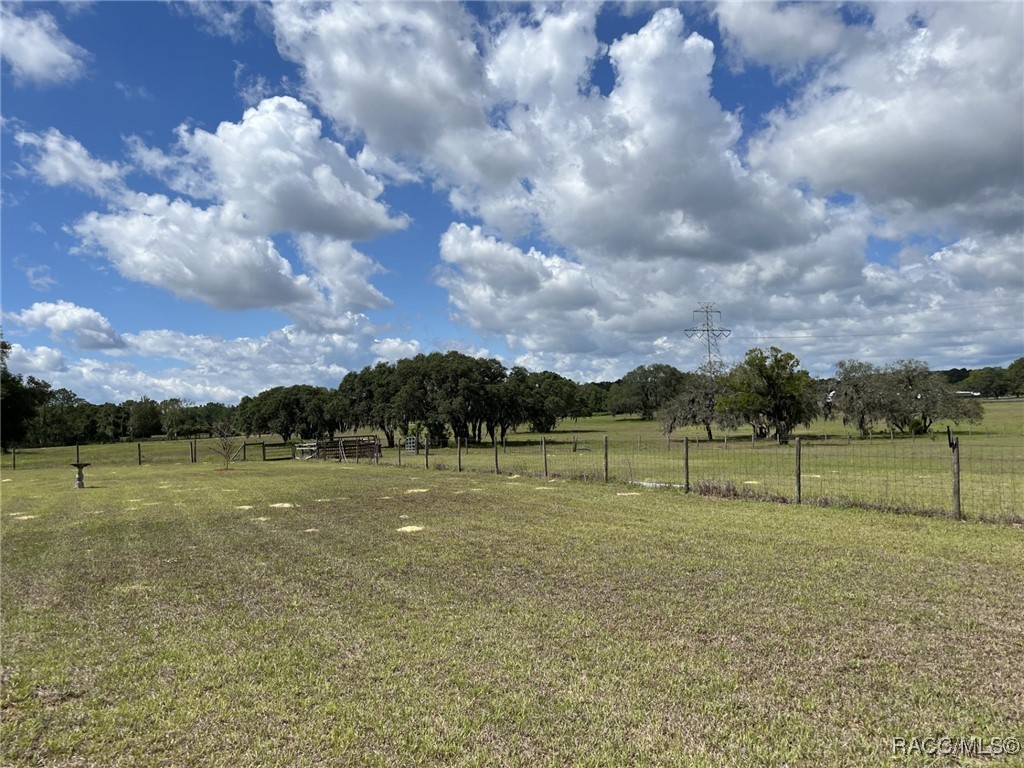 7935 SE 121st Place, Belleview, Florida image 22