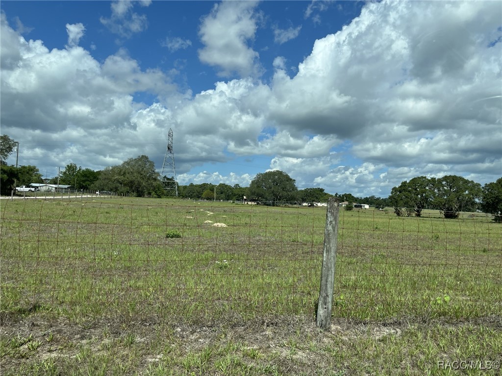 7935 SE 121st Place, Belleview, Florida image 9