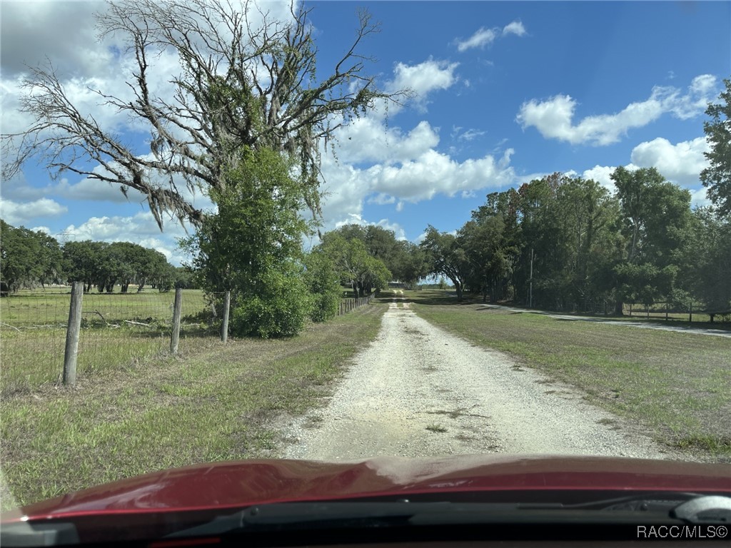 7935 SE 121st Place, Belleview, Florida image 5