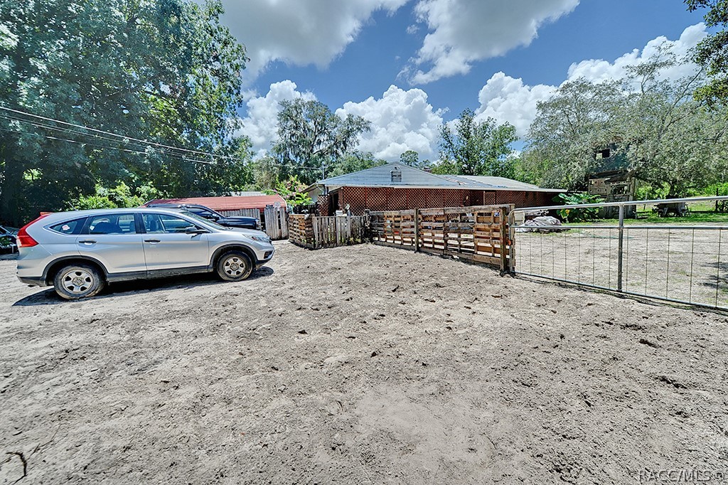 15996 Pawnee Drive, Brooksville, Florida image 3