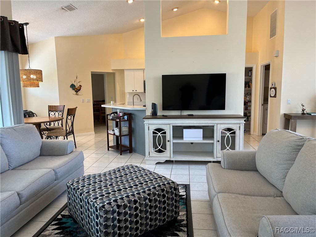 3564 E Cove Park Trail, Hernando, Florida image 3