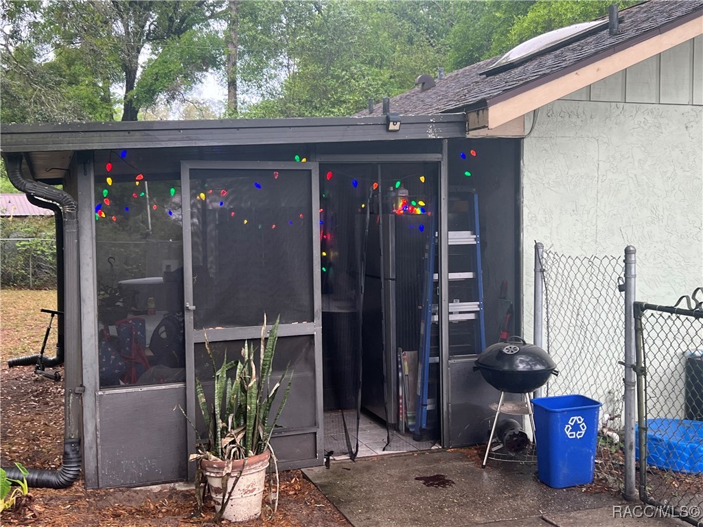 9054 S Tara Point, Floral City, New York image 24