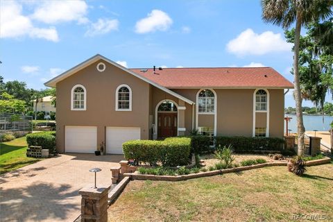 A home in Crystal River