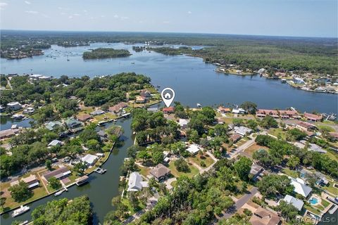 A home in Crystal River