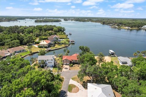 A home in Crystal River