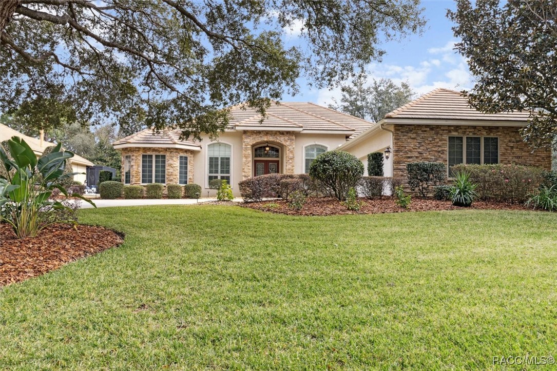 2755 N Crosswater Path, Lecanto, Florida image 2