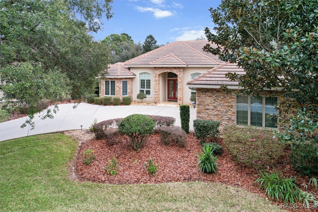 2755 N Crosswater Path, Lecanto, Florida image 3