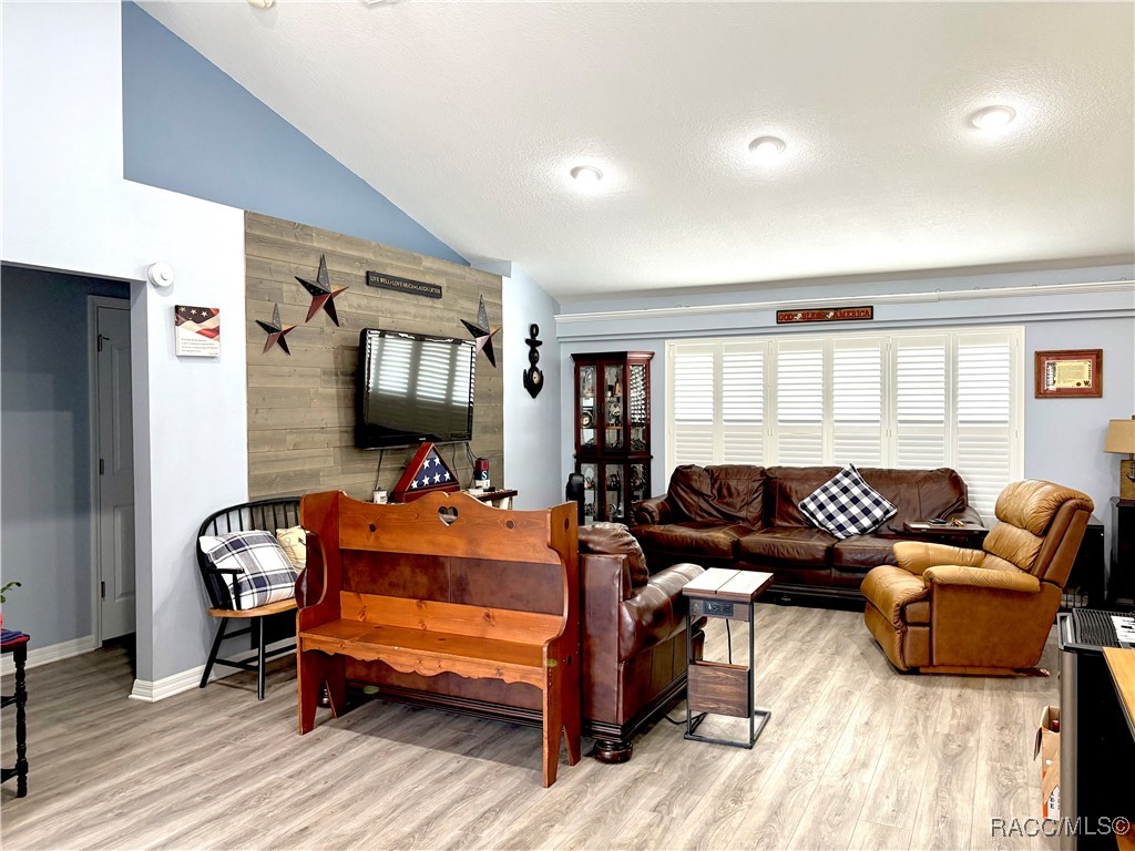 2478 W Angola Drive, Beverly Hills, New York image 5