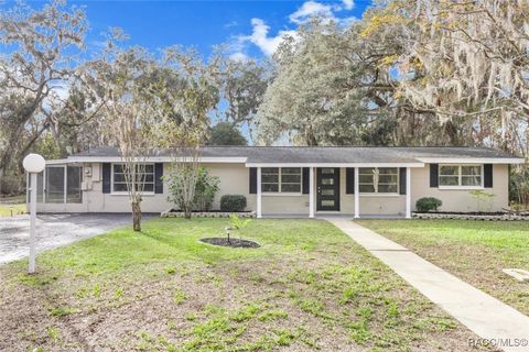 A home in Crystal River