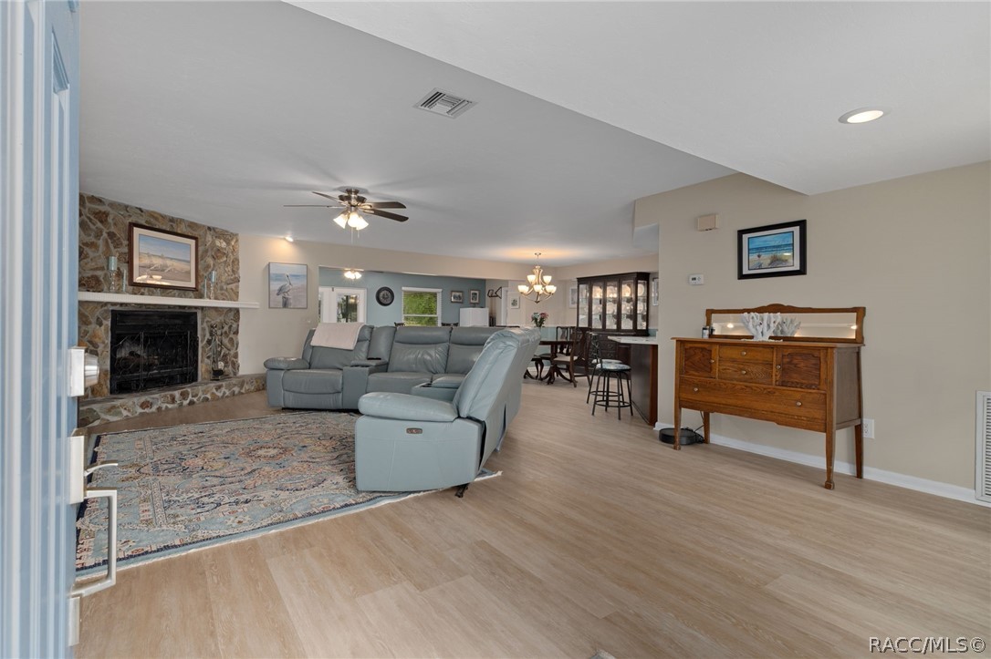 11678 W Timberlane Drive